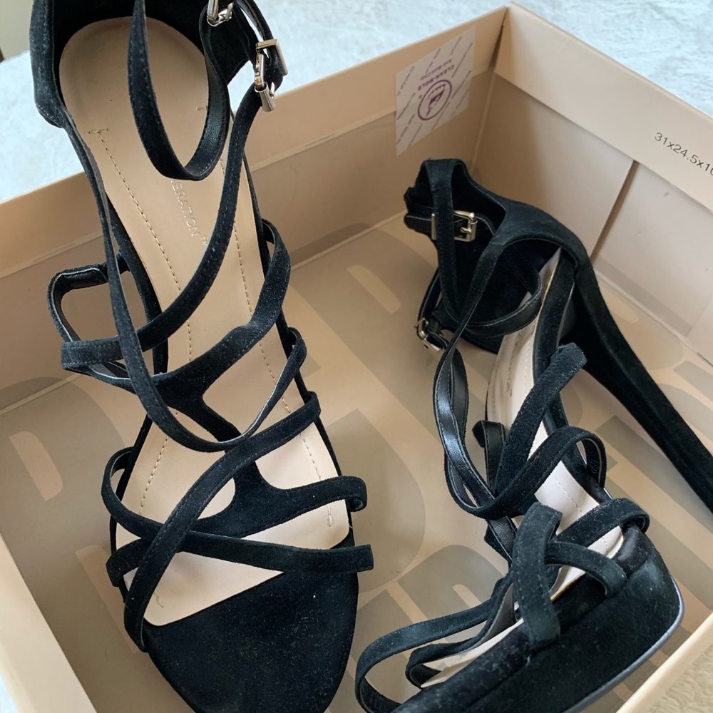 BCBG heels